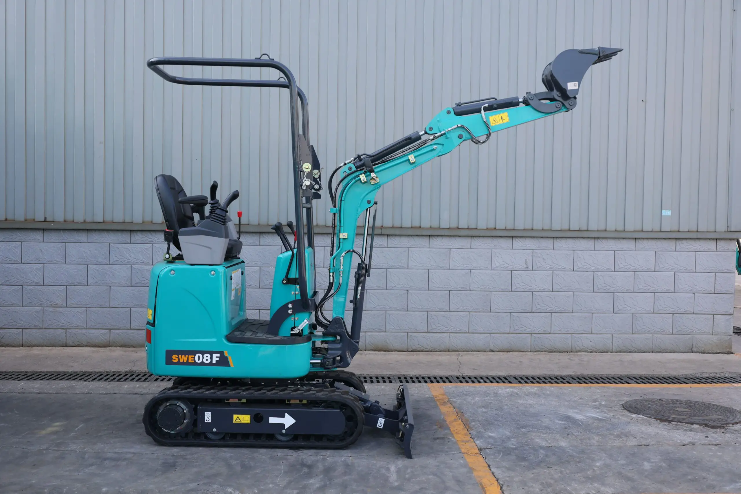 SWE08F Mini Excavator - Image 16