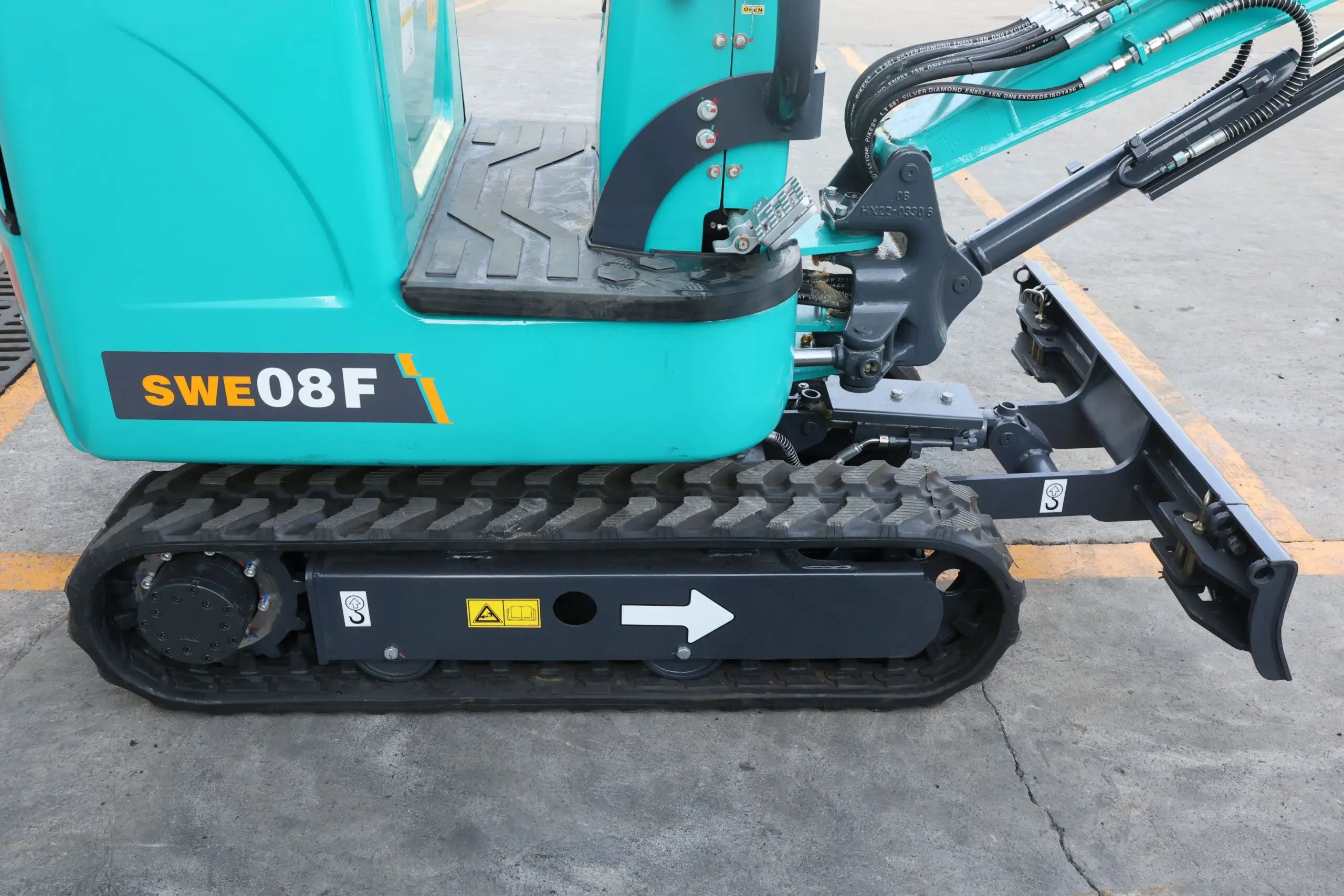 SWE08F Mini Excavator - Image 23