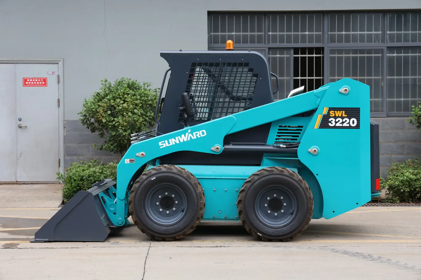 SWL3220 Wheeled Skid Steer - Image 14