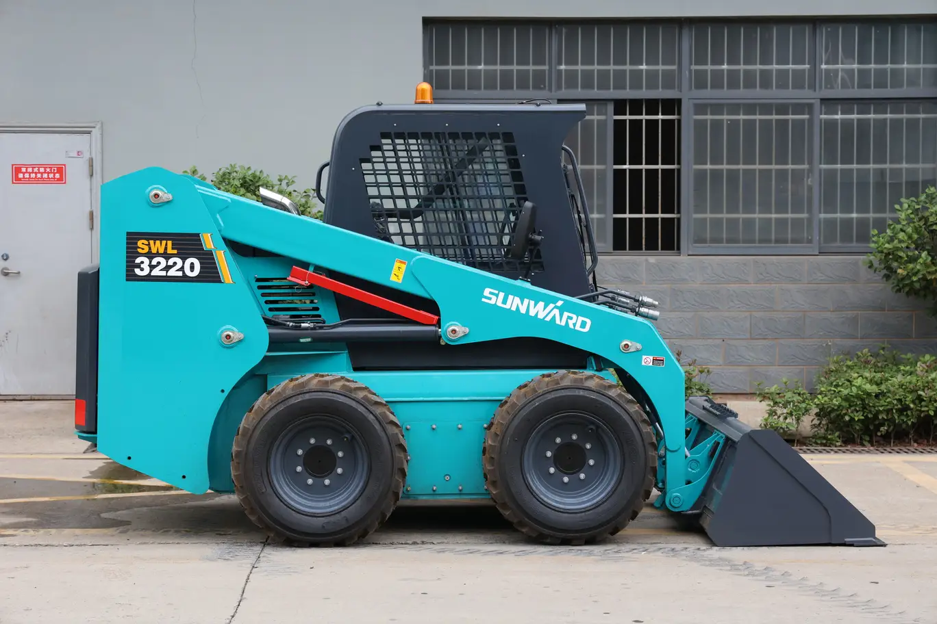 SWL3220 Wheeled Skid Steer - Image 16