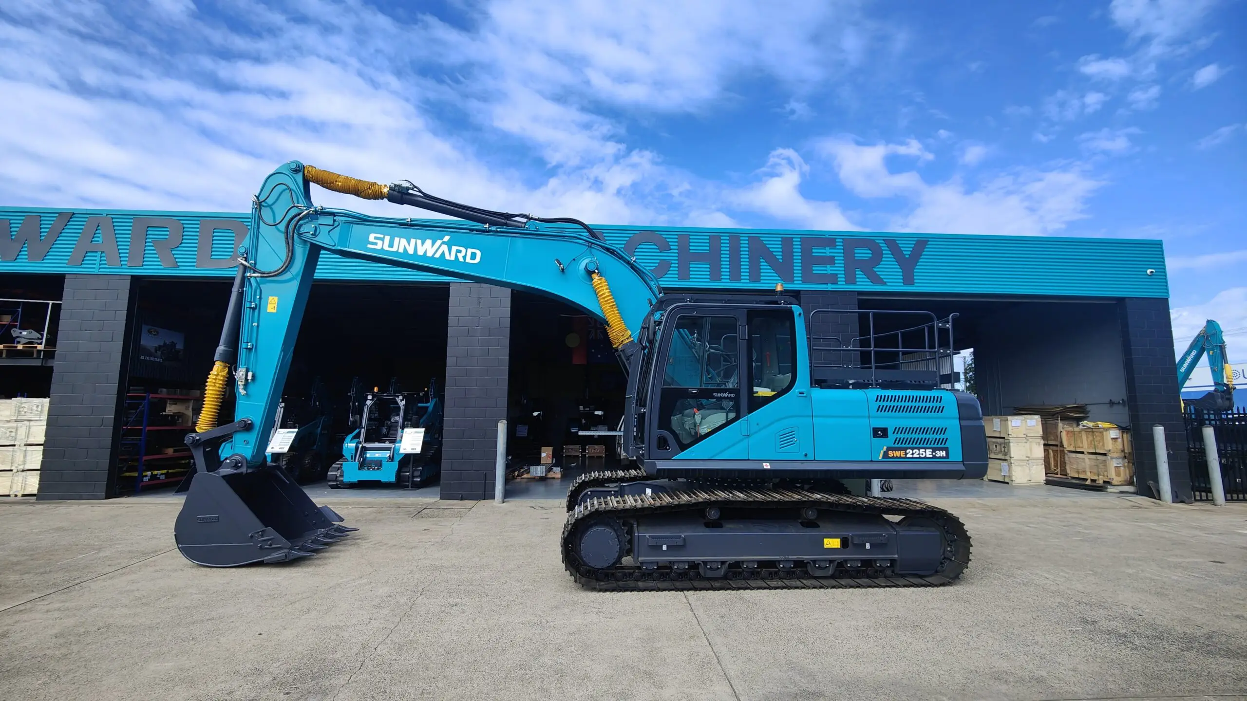 SWE225E-3H Medium Excavator - Image 5