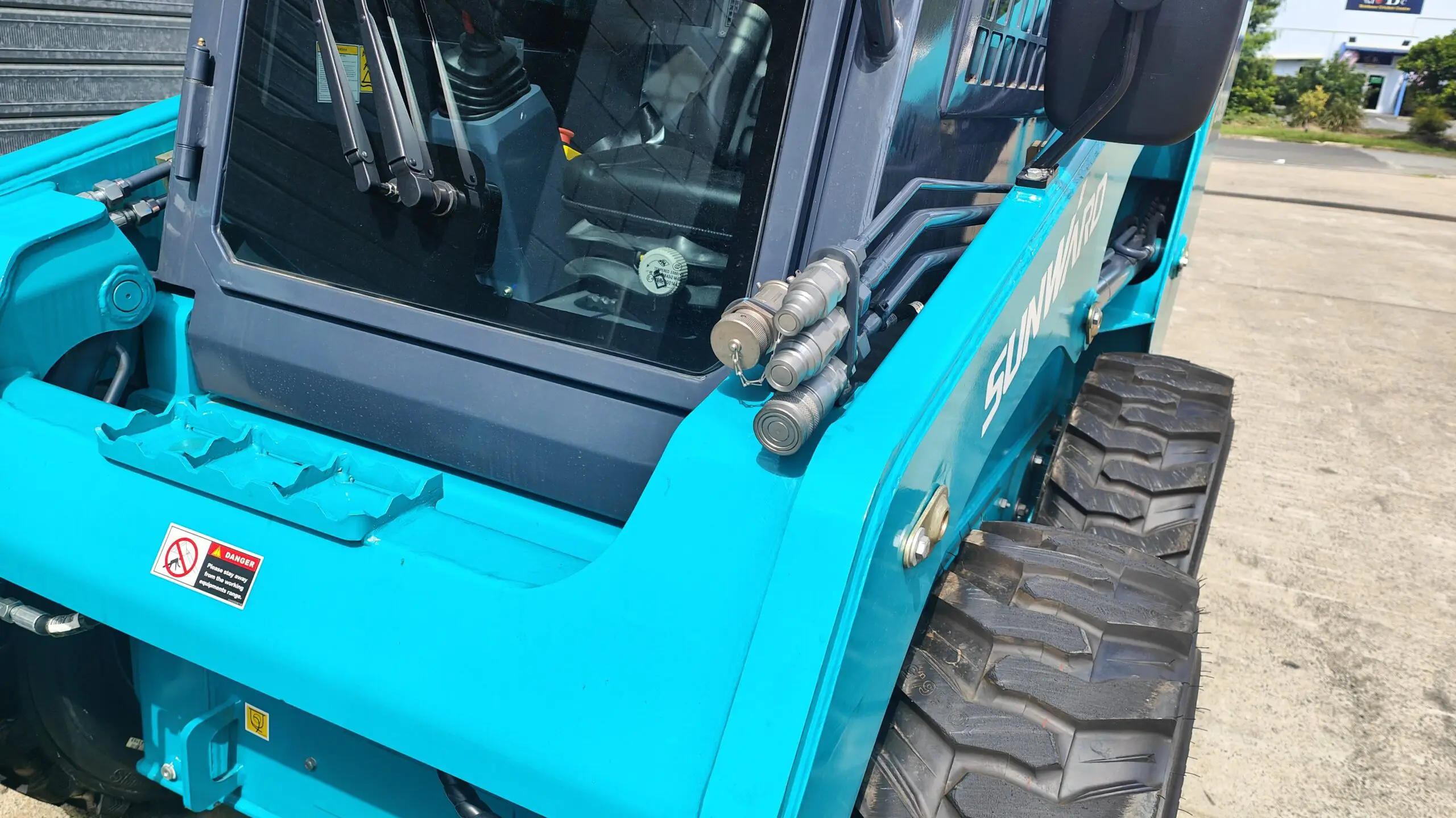 SWL2820 Wheeled Skid Steer - Image 4