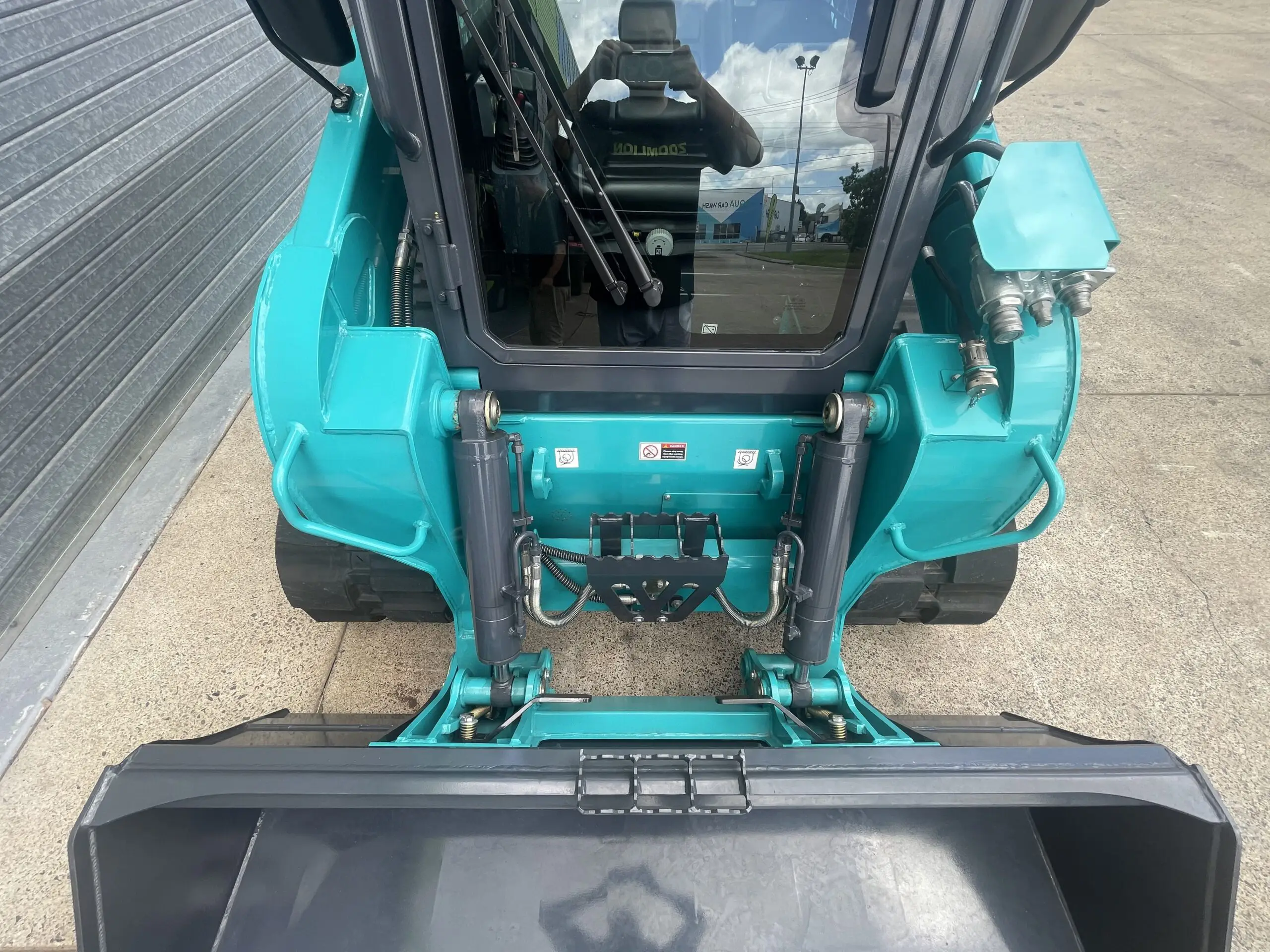 SWTL4528 Tracked Skid Steer - Image 6