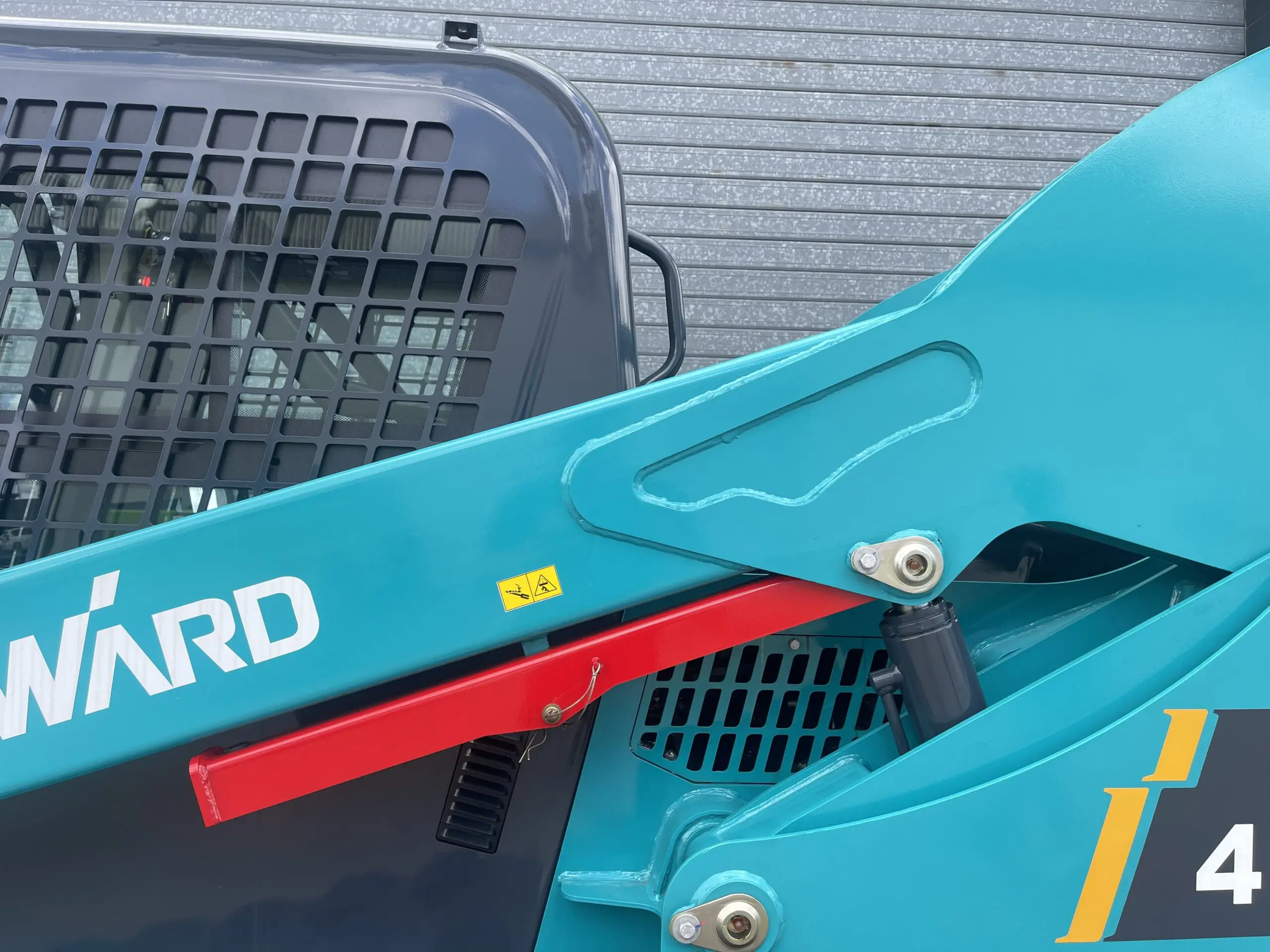 SWTL4528 Tracked Skid Steer - Image 10