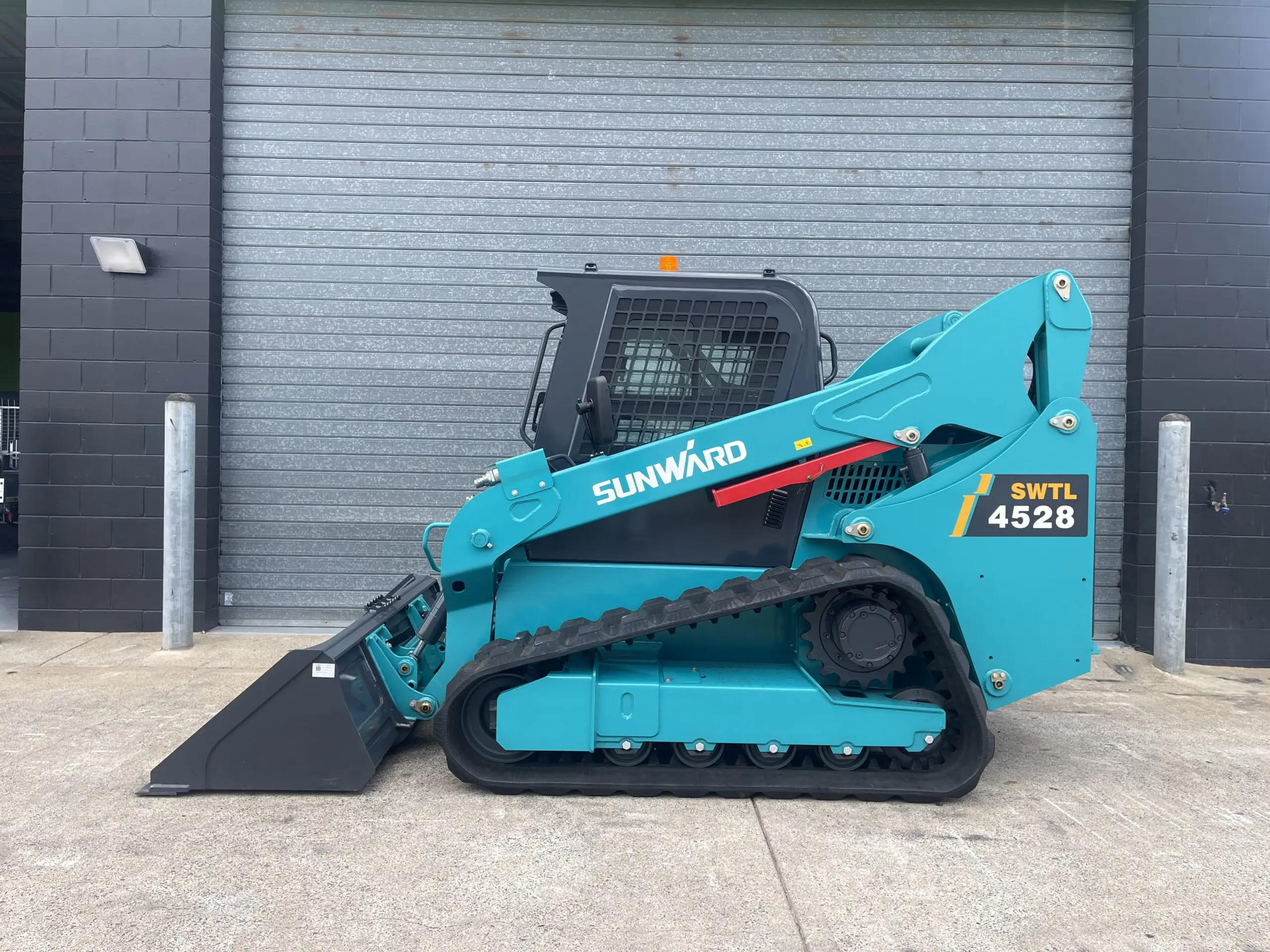SWTL4528 Tracked Skid Steer - Image 2