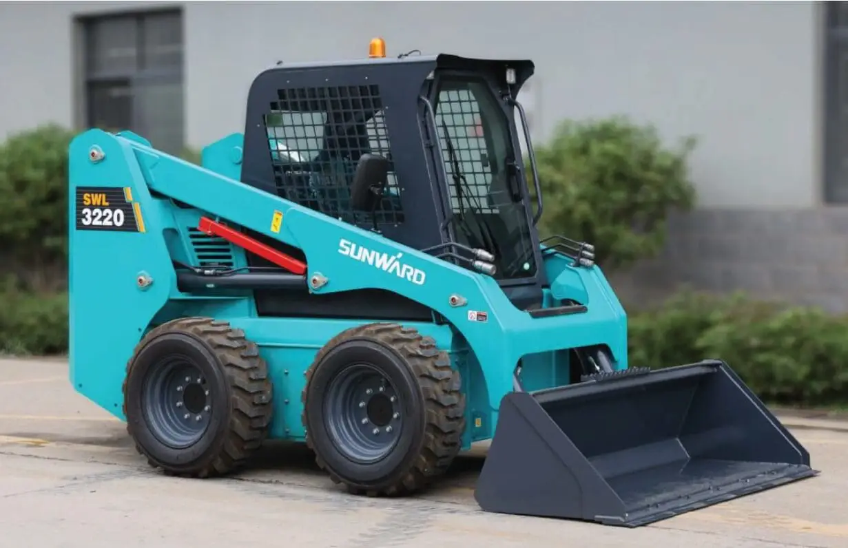 SWL3220 Wheeled Skid Steer - Image 2